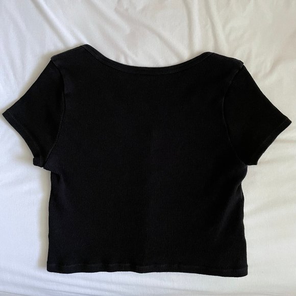 SOLD - American Apparel 2x1 Black Ribbed Button Crop Top - Picture 5 of 10
